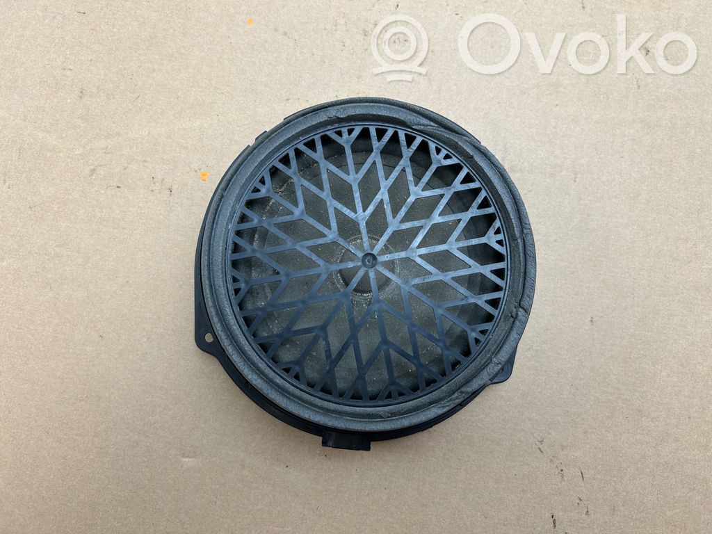 Audi A4 S4 B8 8K Altavoz de la puerta trasera 