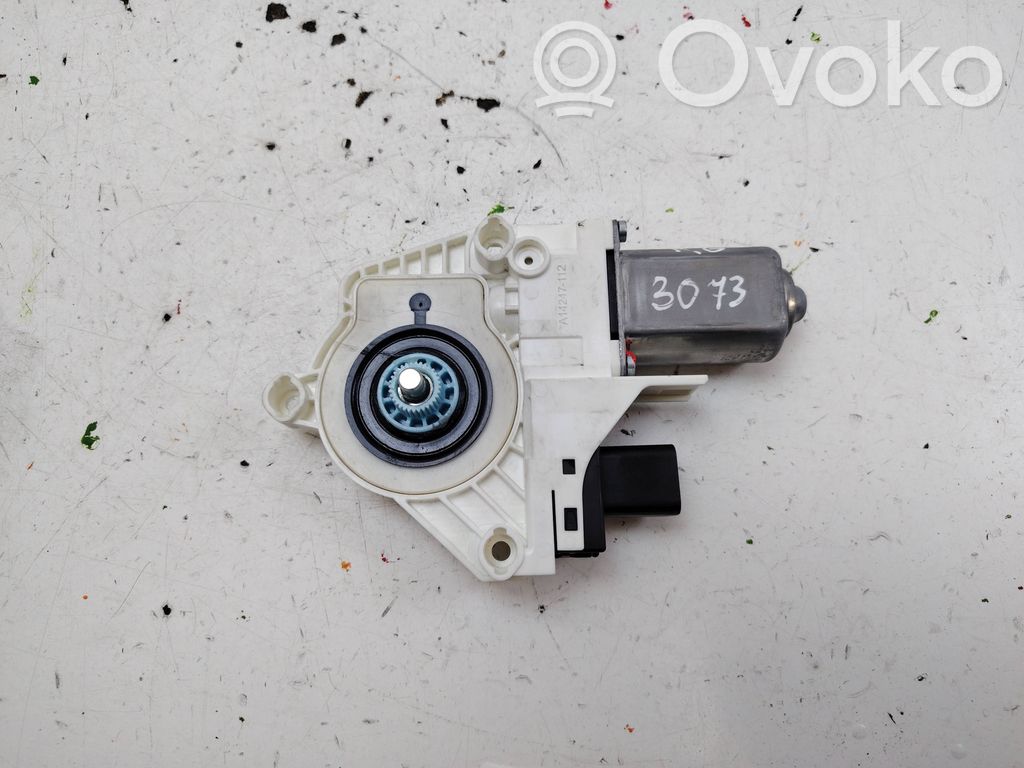 Tesla Model Y Rear door window regulator motor 