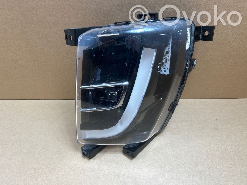 Tesla Model X Miglas lukturis priekšā 