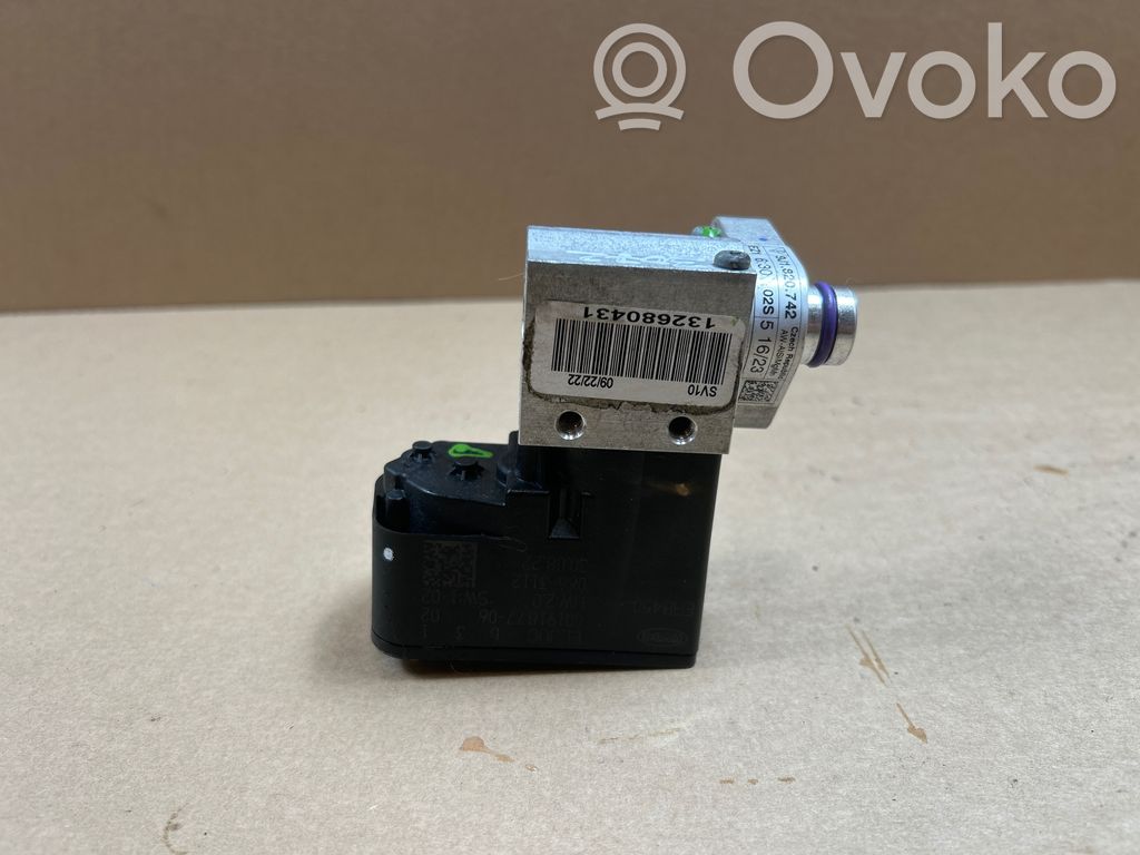 Porsche Taycan 9J1 Air conditioning (A/C) expansion valve 