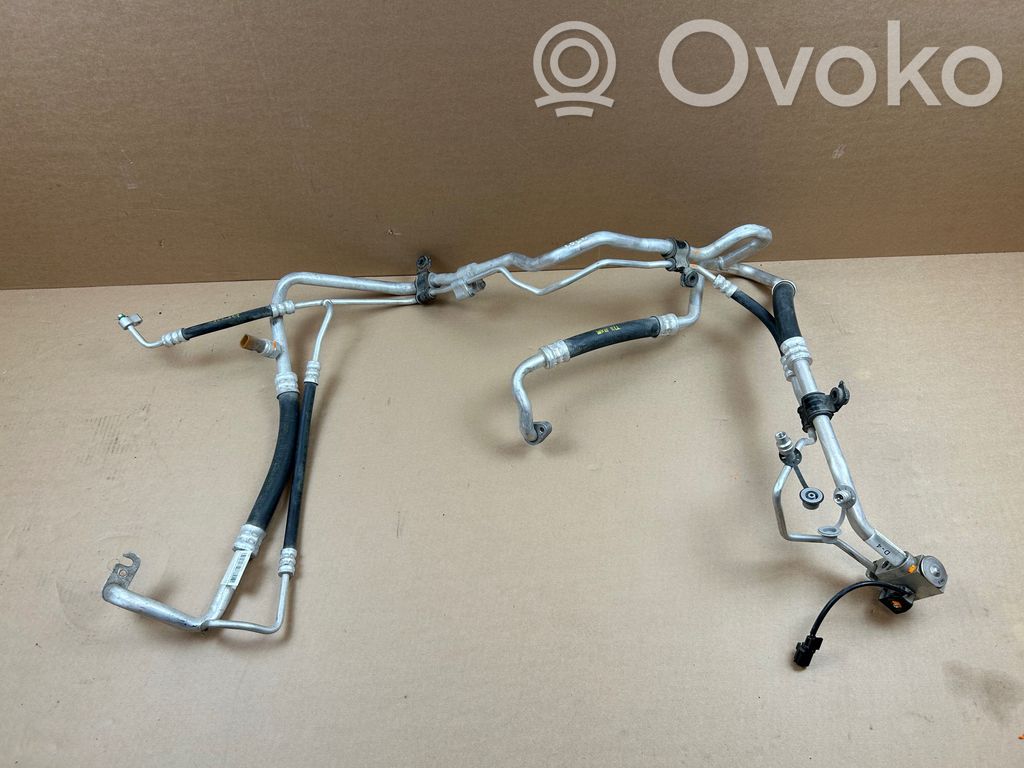 Tesla Model S Air conditioning (A/C) pipe/hose 