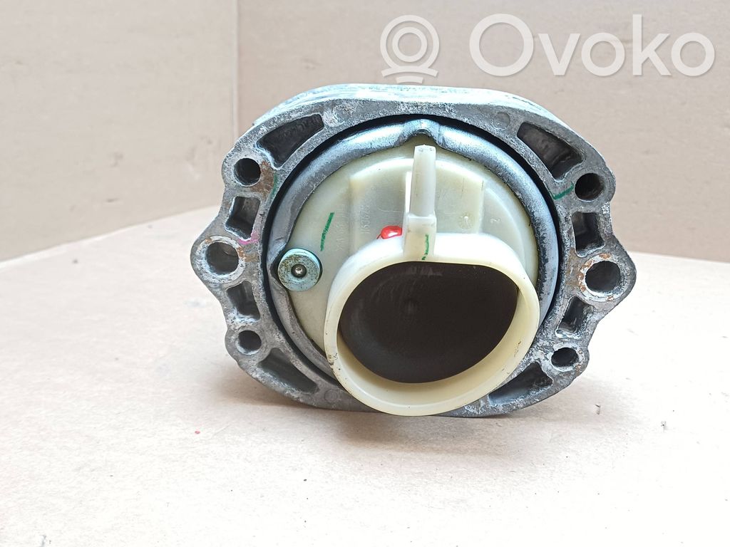 BMW X5 F15 Engine mount bracket 