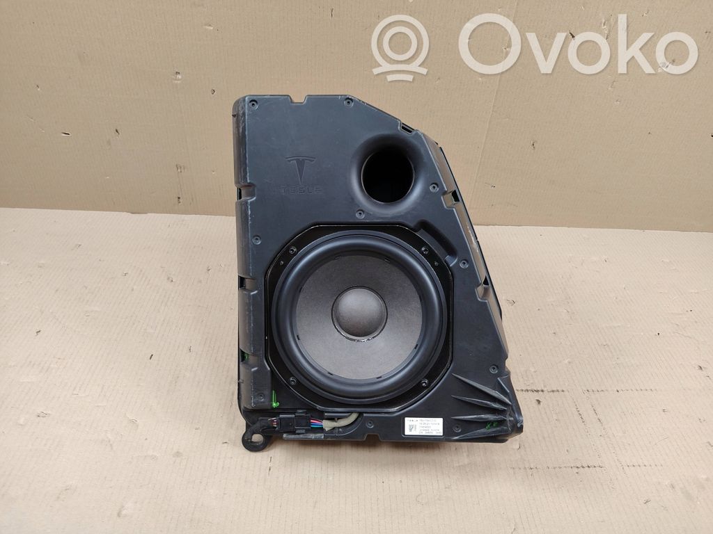 Tesla Model Y Altavoz subwoofer 