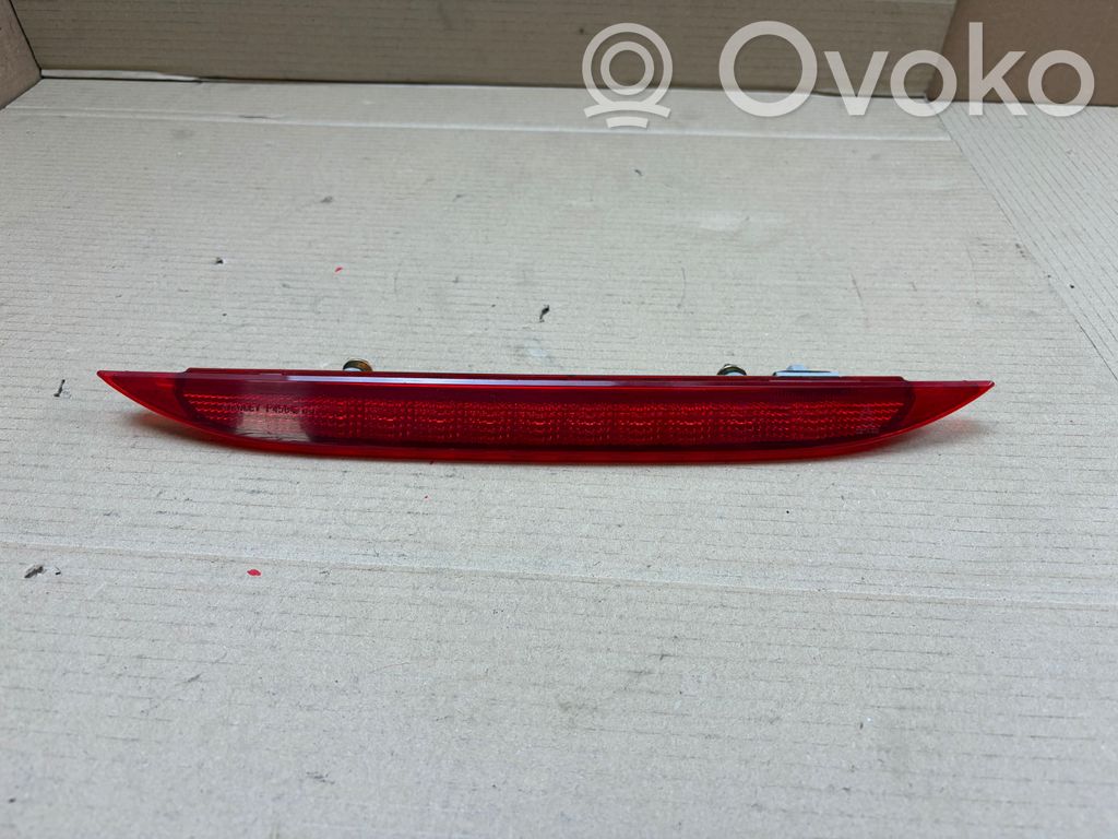 Mazda 5 Third/center stoplight 