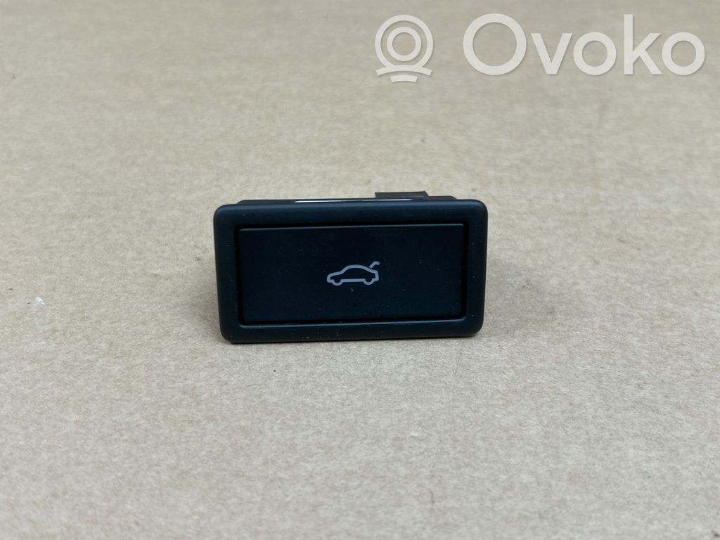 Volkswagen ID.4 Tailgate/boot open switch button 