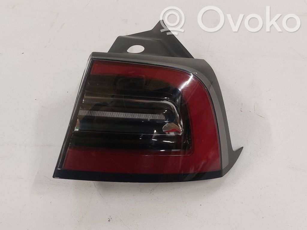 Tesla Model 3 Lampa tylna 