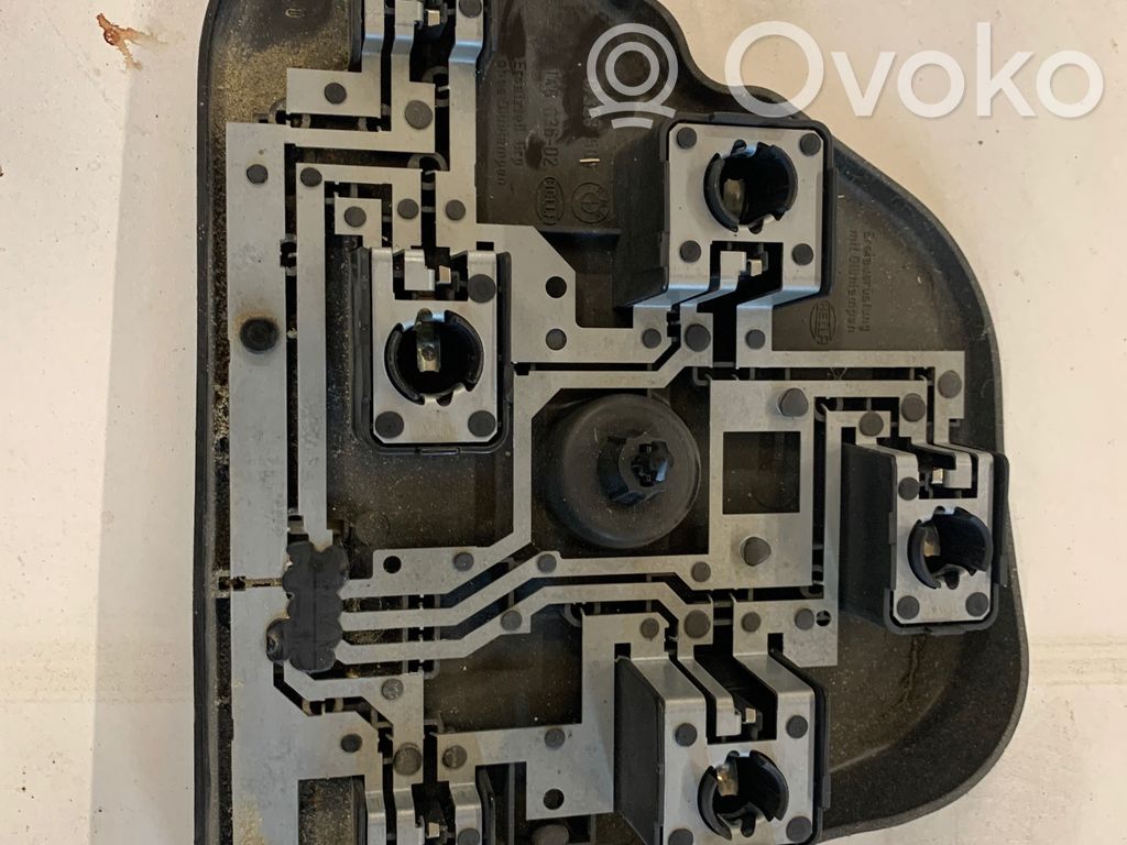 BMW 5 E39 Aizmugures spuldzes vāka turētājs 