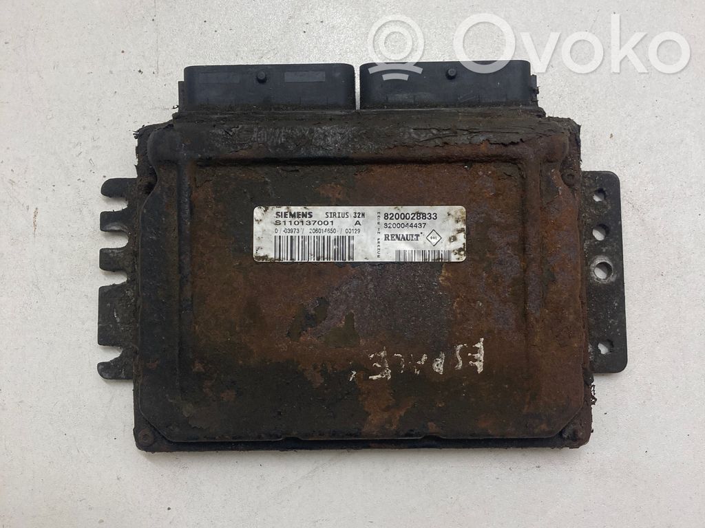 Engine control unit/module   8200028833,8200044437,S110137001