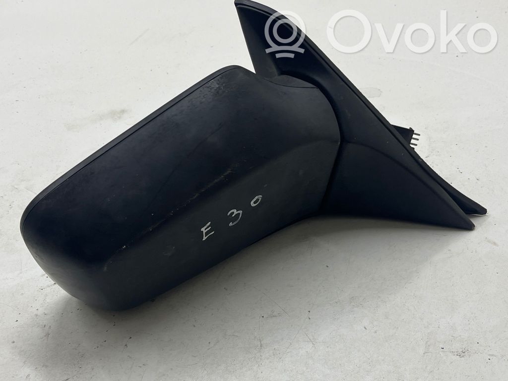 Front door electric wing mirror   E10117111