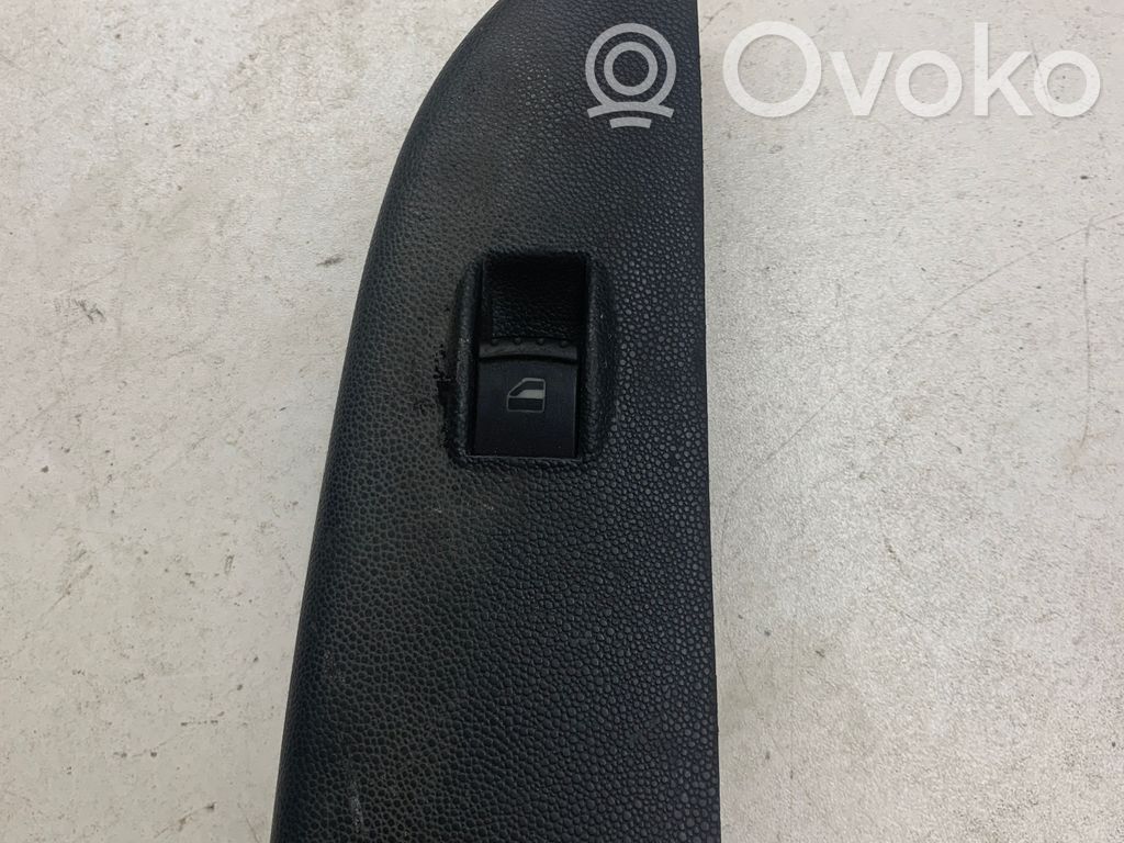 Skoda Fabia Mk1 (6Y) Przyciski szyb 