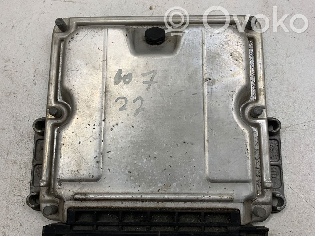 Peugeot 607 Engine control unit/module 