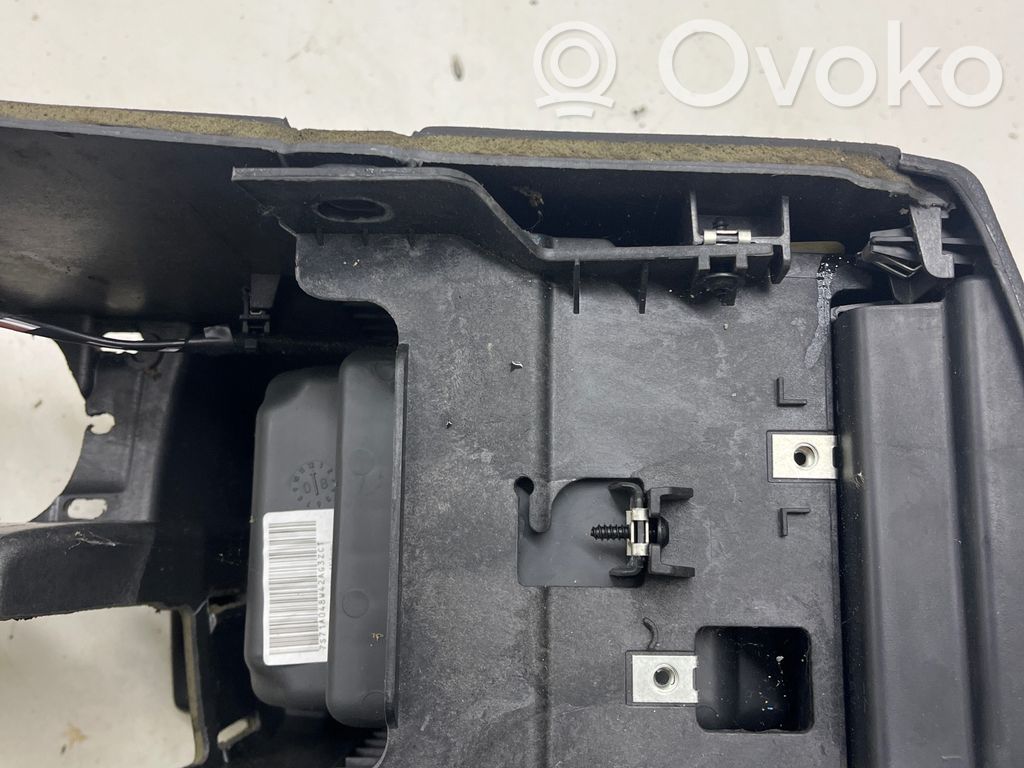Ford Mondeo MK IV Armrest 