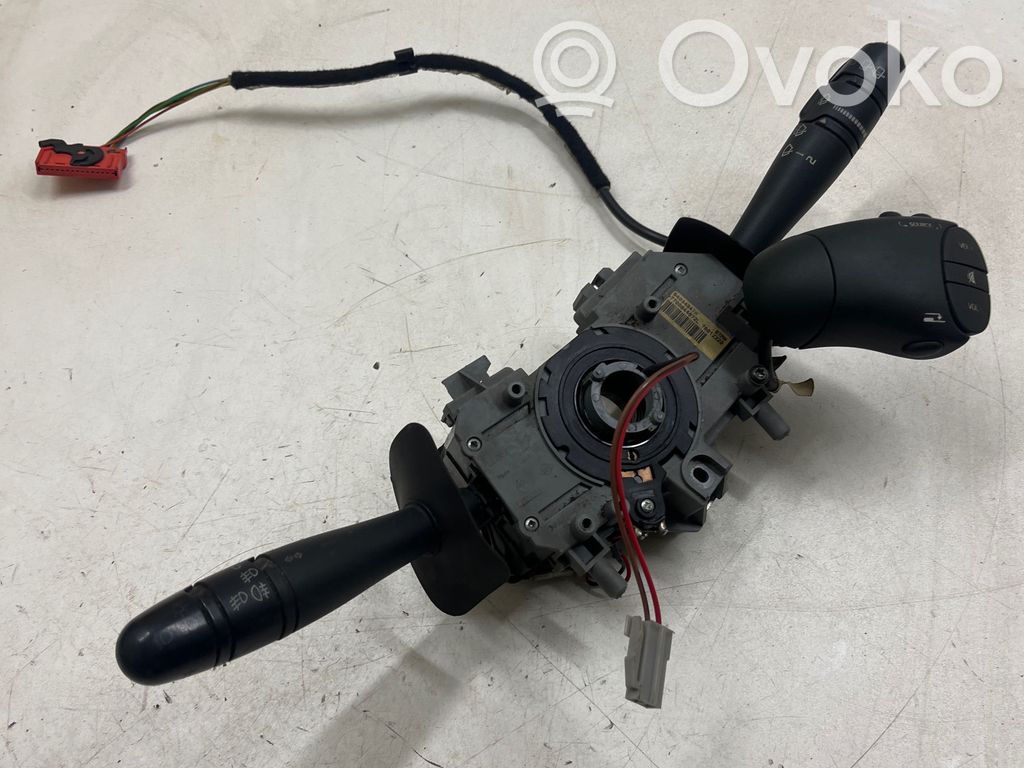 Light switch   36998A,25L9,E1024,V1010
