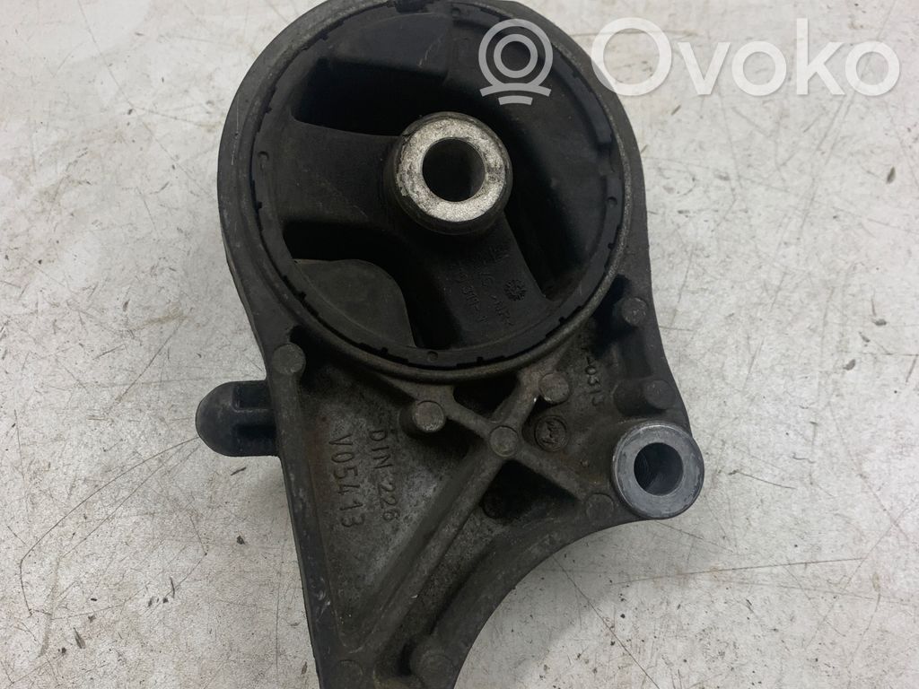 Opel Vectra C Engine mount bracket 