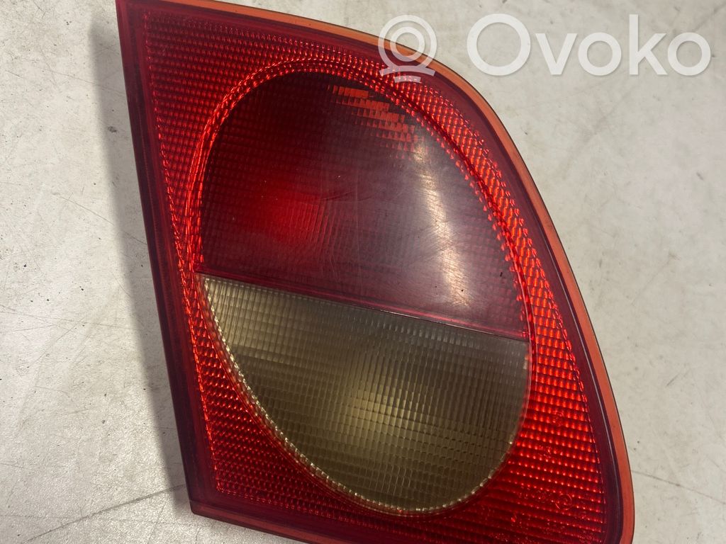 Mercedes-Benz E W210 Lampă spate în capacul portbagajului 