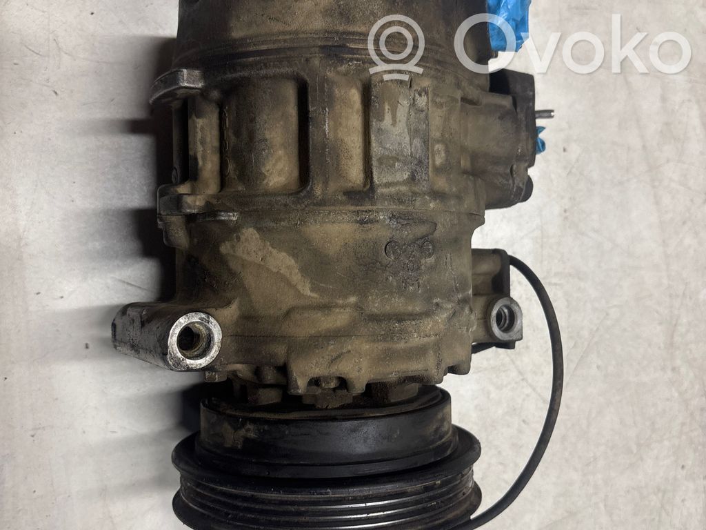 Volkswagen PASSAT B5.5 Kompresor / Sprężarka klimatyzacji A/C 