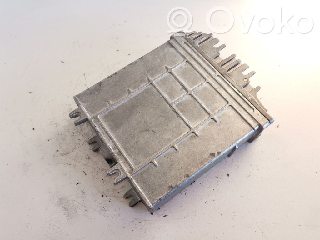 Engine control unit/module   0281001906,7700110648,P30613695