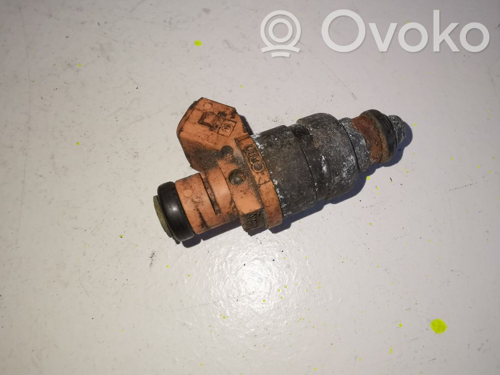Audi A6 S6 C5 4B Inyector de combustible 