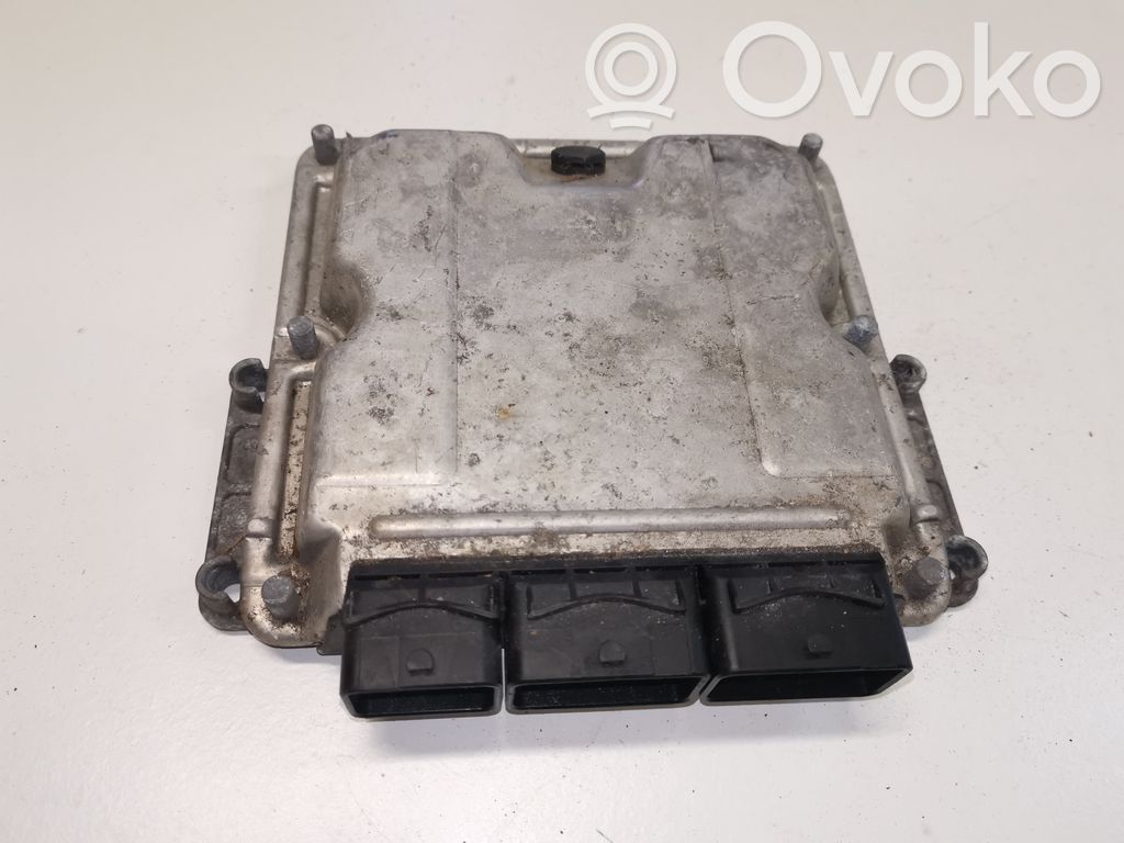 Engine control unit/module   8200153946,0281010556,8200095416