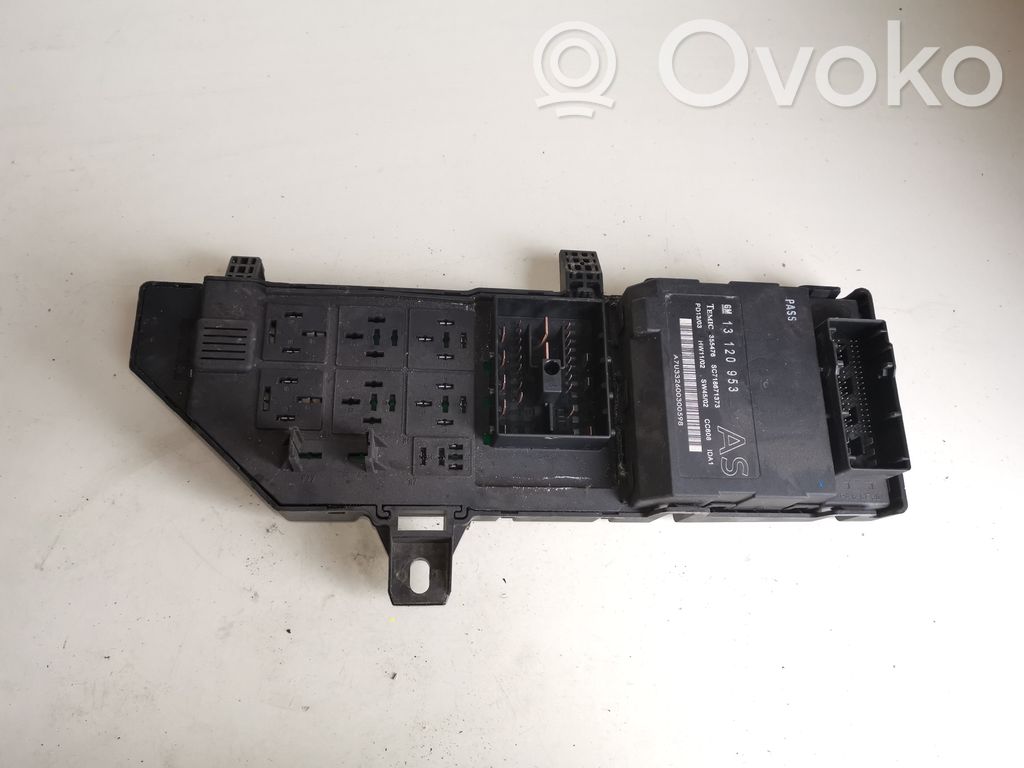 Opel Vectra C Módulo de fusible 
