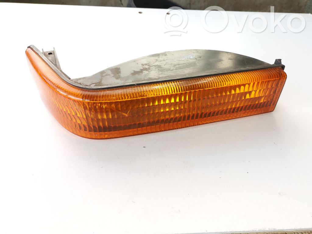 Jeep Grand Cherokee Front indicator light 