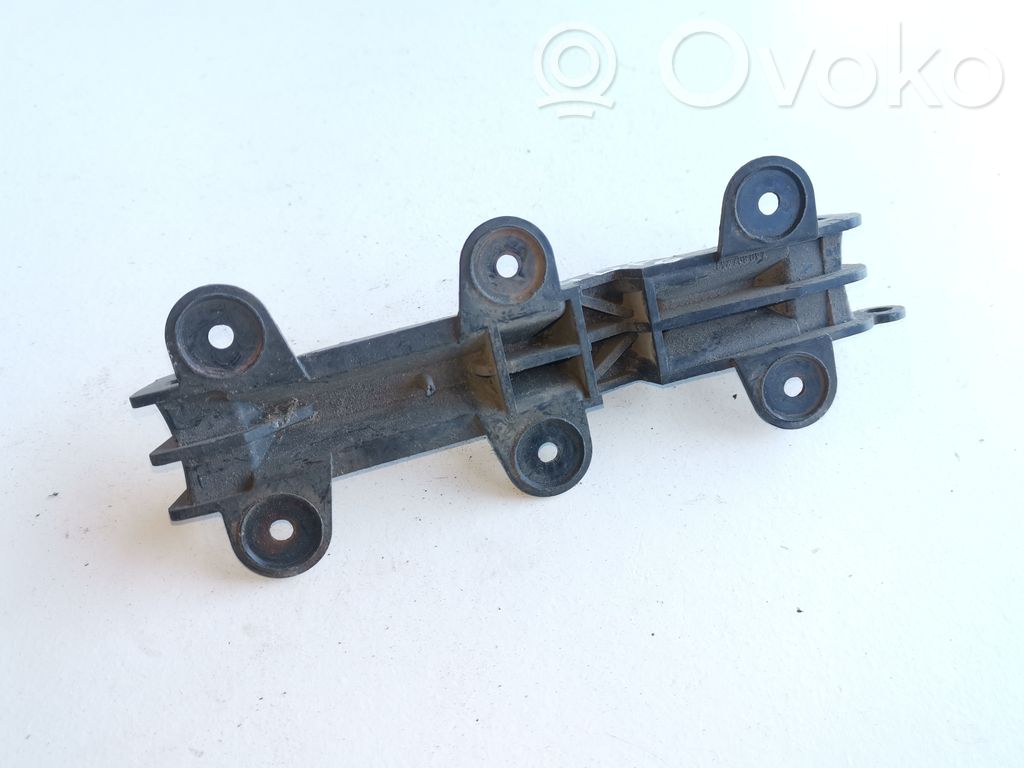 Audi 100 S4 C4 Rear bumper mounting bracket 