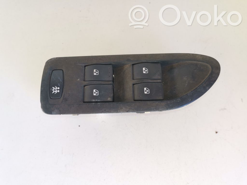 Renault Laguna II Electric window control switch 