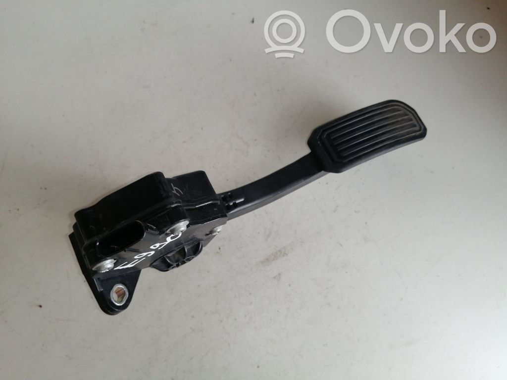 Toyota Prius+ (ZVW40) Pedał gazu / przyspieszenia 