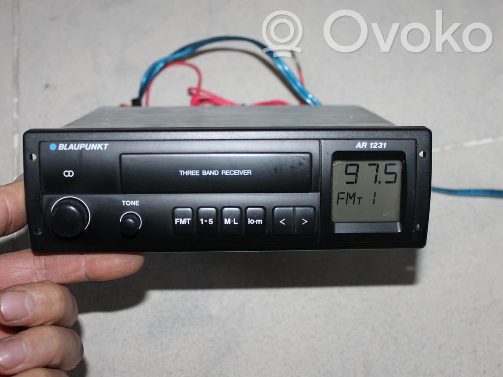 Radio / CD-Player / DVD-Player / Navigation   AR1231,7633755510
