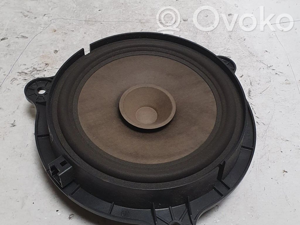 Nissan Note (E11) Skaļrunis (-i) priekšējās durvīs 