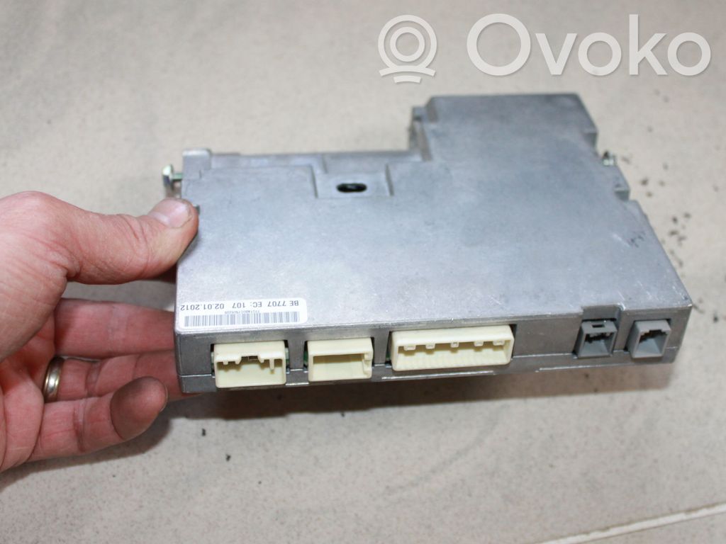 Toyota Prius (XW30) Stacja multimedialna GPS / CD / DVD 