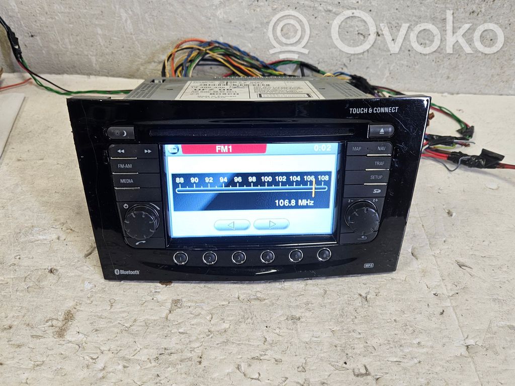 Opel Zafira B Panel / Radioodtwarzacz CD/DVD/GPS 