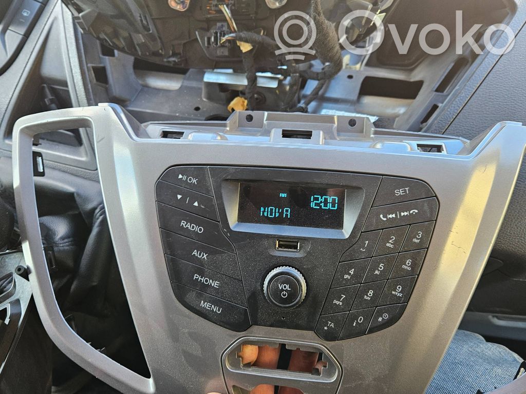Ford Transit Radio/CD/DVD/GPS head unit 