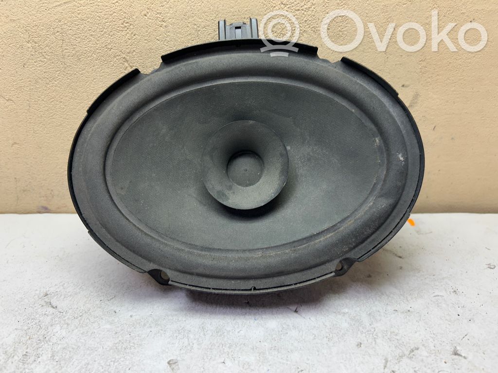 Altavoz de la puerta trasera   475649,GS1E66960