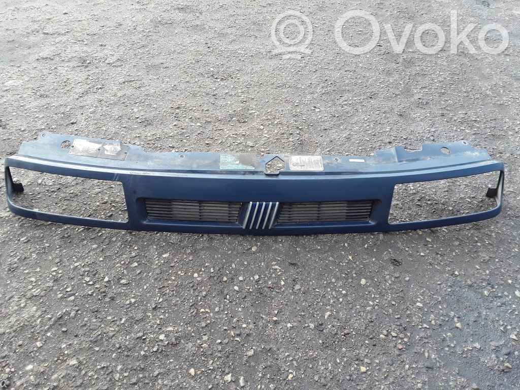 Fiat Ulysse Augšējais režģis 