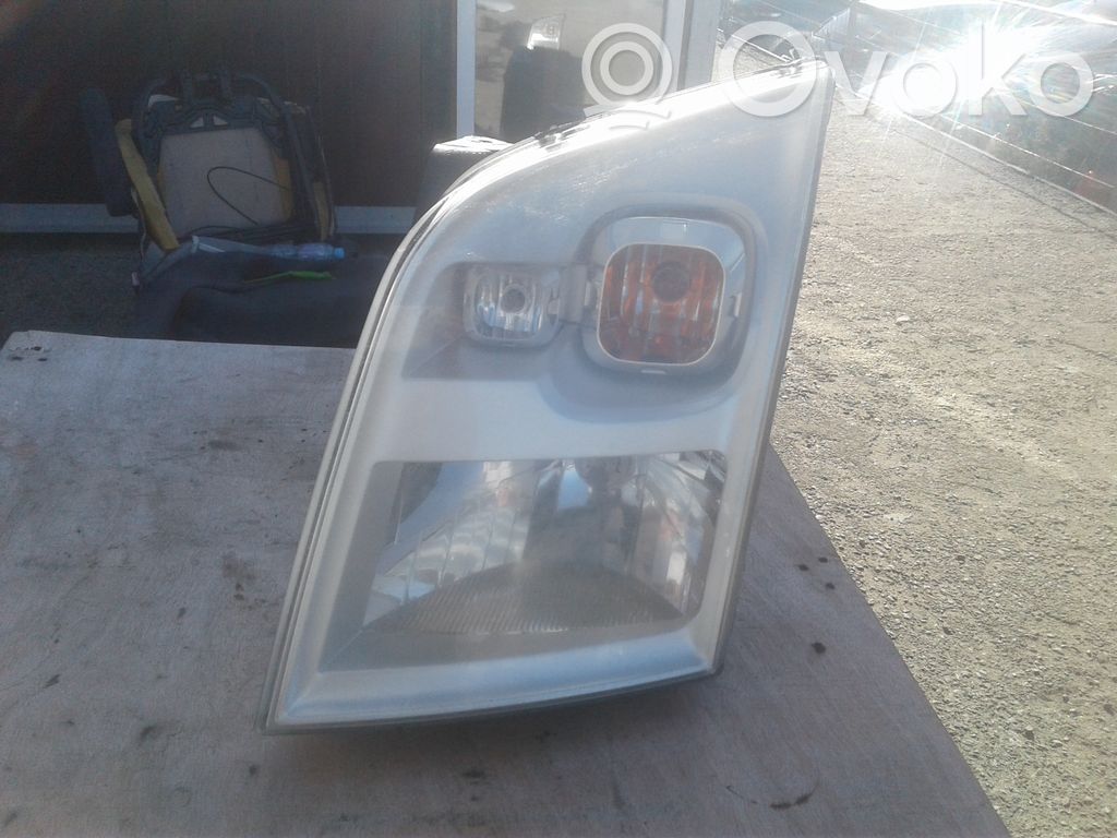 Phare frontale   6C1113W030