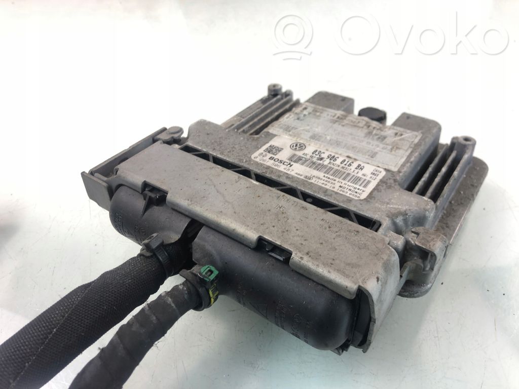 Volkswagen Scirocco Engine control unit/module 