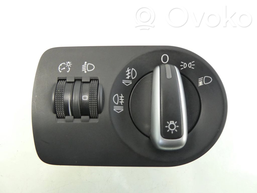 Audi A1 Light switch 