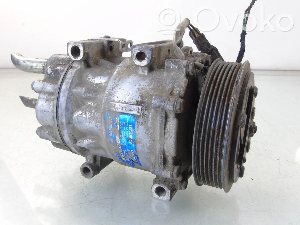 Volvo V50 Air conditioning (A/C) compressor (pump) 