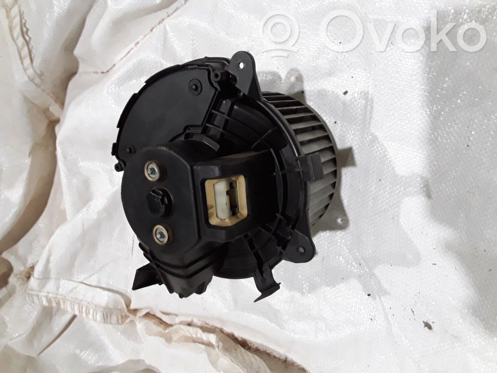 Lancia Delta III Ventilator aerotermă 