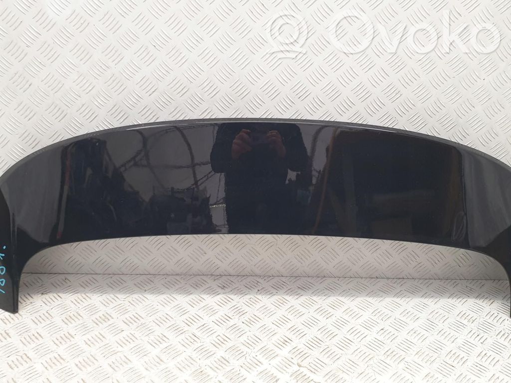 Tailgate/trunk spoiler   JX7BA44210A