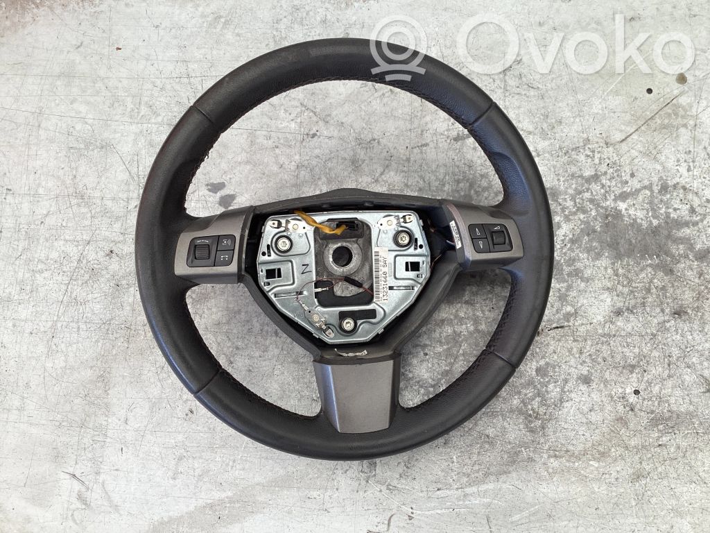 Opel Astra H Ohjauspyörä 