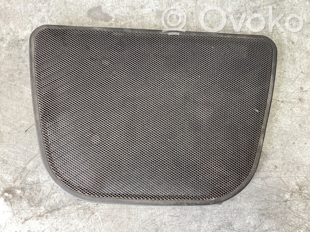 Maskownica głośnika bocznego deski rozdzielczej   81720425