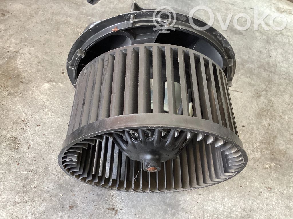 Renault Modus Pečiuko ventiliatorius/ putikas 