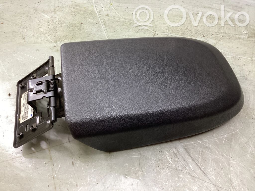 Ford Focus Reposabrazos 