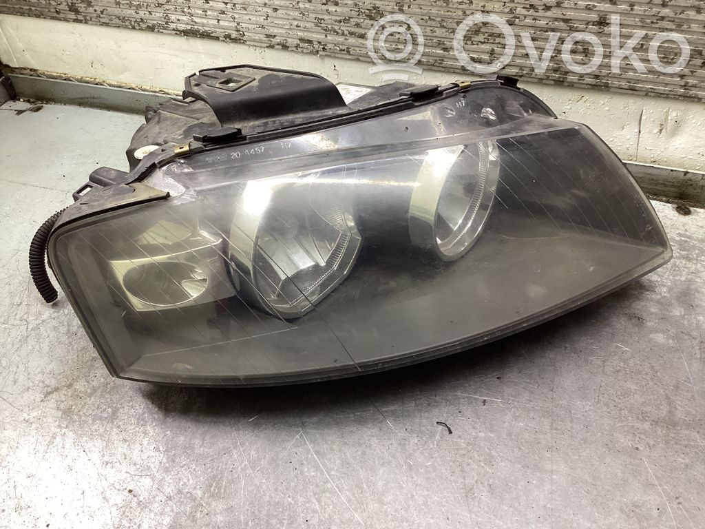Audi A3 S3 8P Scheinwerfer 