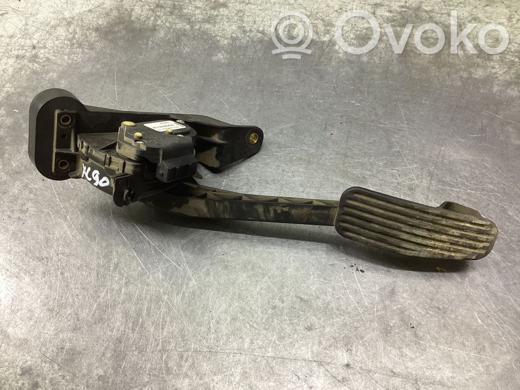 Volvo XC90 Accelerator throttle pedal 