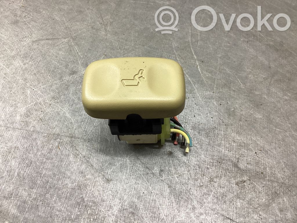 Honda CR-V Seat control switch 