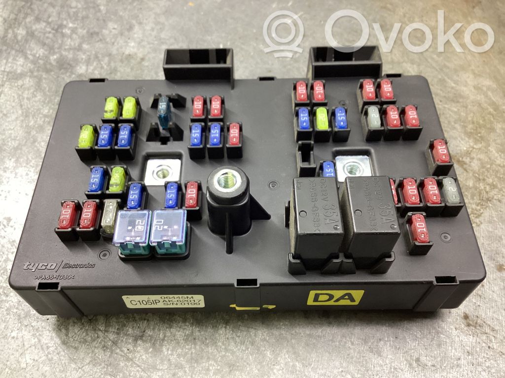 Opel Antara Fuse module 