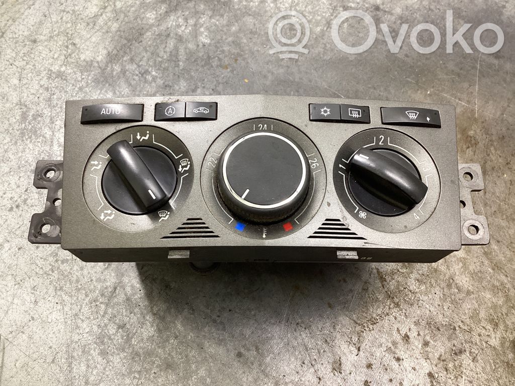 Opel Antara Climate control unit 